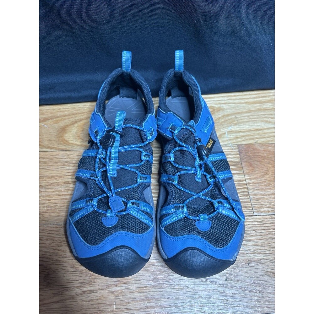 Teva Youth Water Sandals Blue Size 4 Bungee Cord Lace System Closed Toe Outdoors